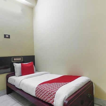 Oyo 45895 Hotel Blue Nile Chennai Exterior foto