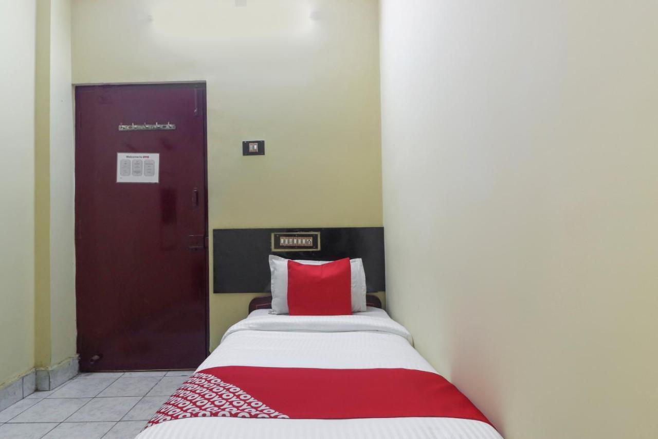 Oyo 45895 Hotel Blue Nile Chennai Exterior foto